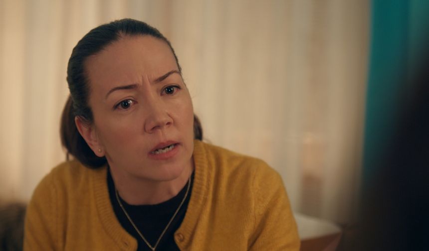 Hilal Saral’ın yönetmenliğinde, oyuncu kadrosunda Cemre Baysel, Alperen Duymaz, Gonca Vuslateri, Yiğit Kirazcı, Halil İbrahim Ceyhan, Buse Sinem İren, Dilara Aksüyek, Seda Güven, Meltem Baytok, Melisa Duru Ünal, Berfin Ant ile usta oyuncular Zeyno Eracar, Mustafa Avkıran, Günay Karacaoğlu ve Cengiz Bozkurt’u buluşturan Leyla: Hayat...Aşk...Adalet... dizisinin bu haftaki bölümü izleyicileri çarşamba akşamı NOW ekranlarına kilitleyecek.
