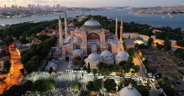 en komik kadın isimleri