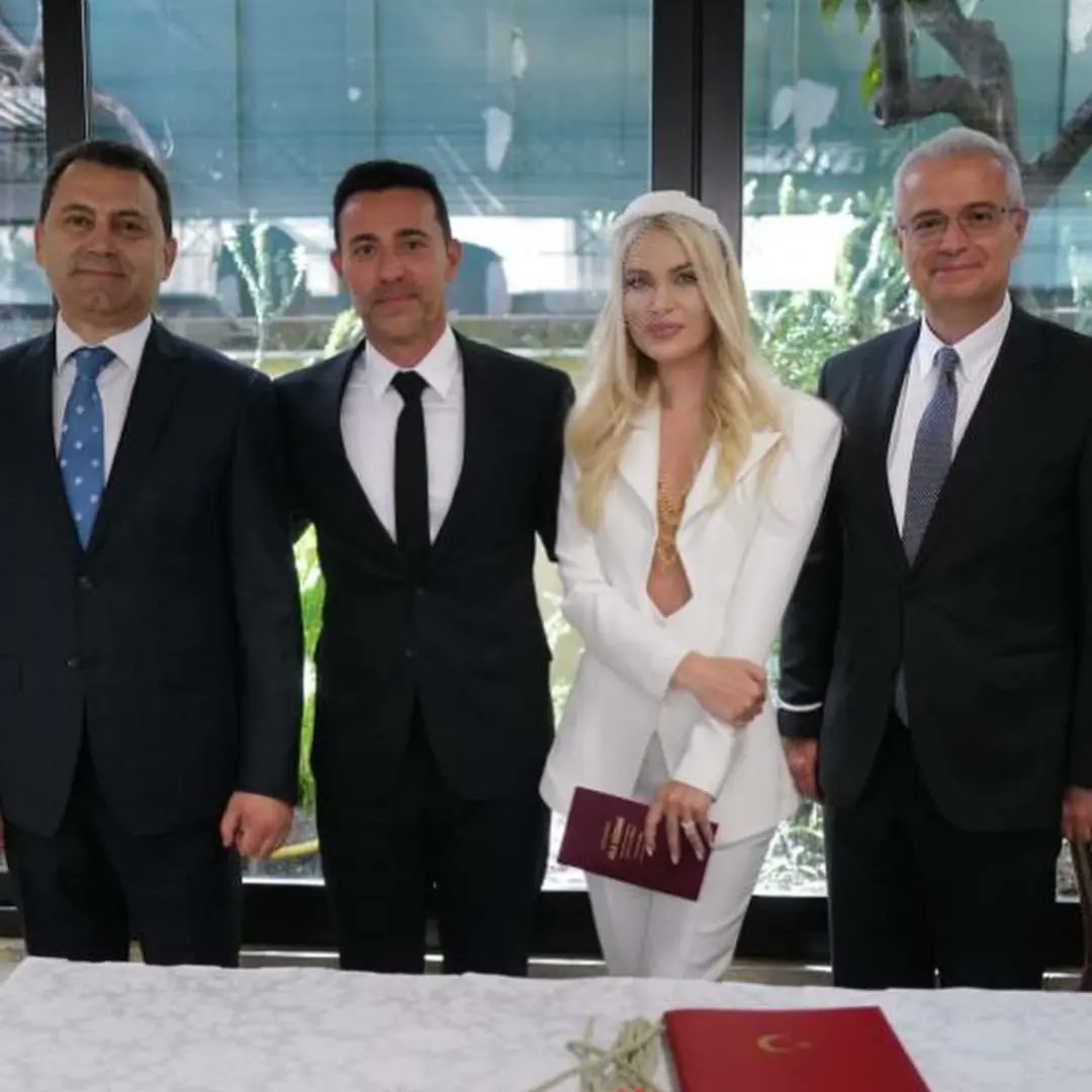 Mustafa Sandal ile Melis Sütşurup'un nikahından ilk kareler