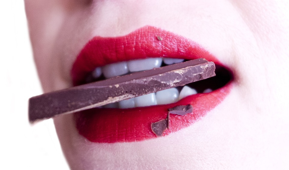 Ağzınızda şekerimsi bir tat varsa bu sizdeki kan fazlalığının göstergesidir.