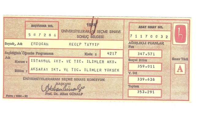 Cumhurbaşkanı Erdoğan Diploma 5