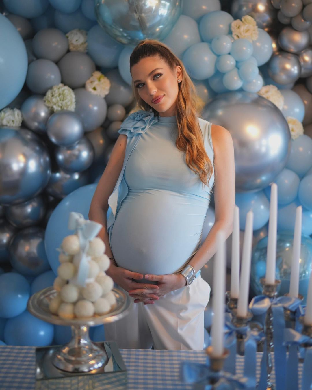 İdo Tatlıses'in eşi Yasemin Şefkatli, baby shower partisi düzenledi
