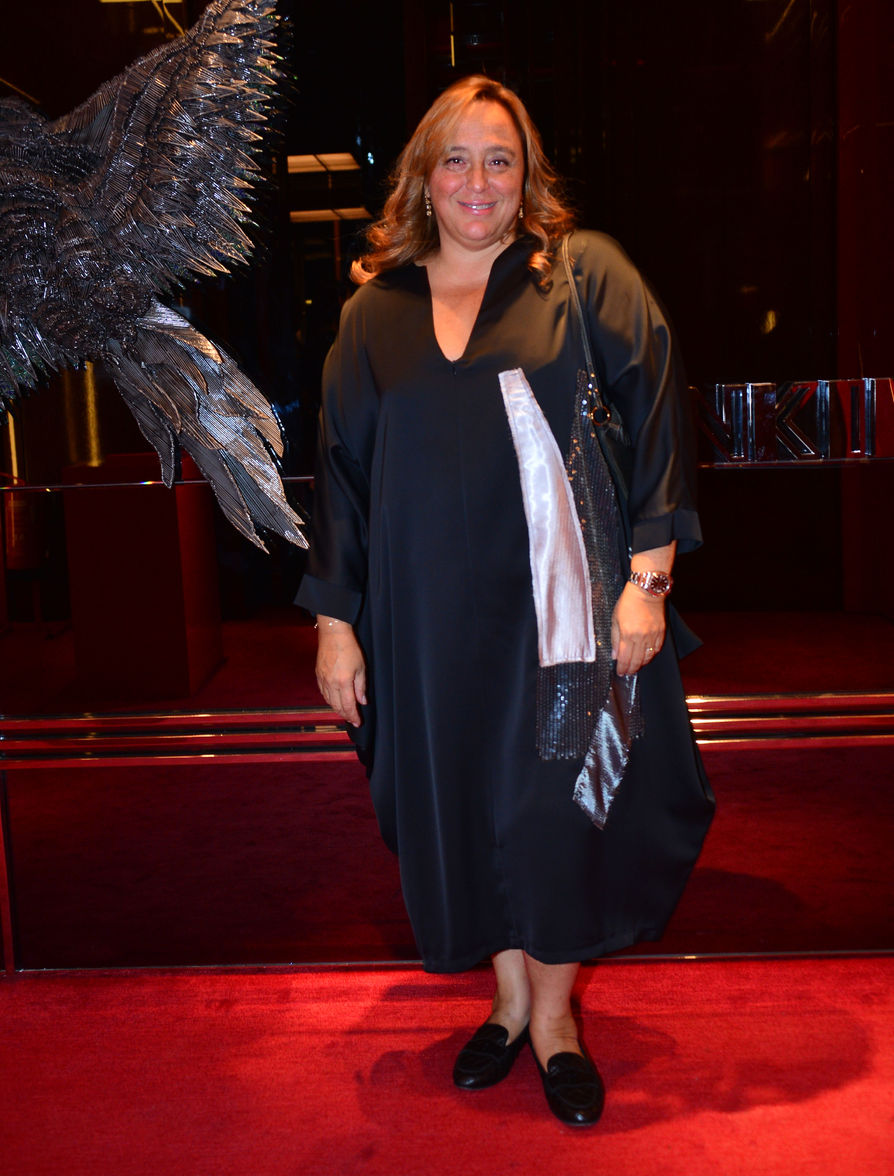 Ayşe Barım 8