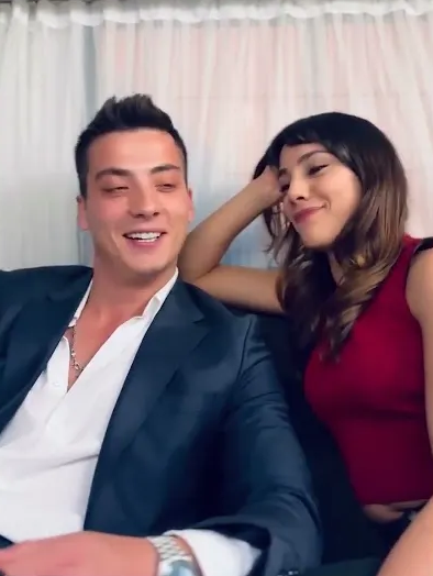 Dilin Döğer Ile Atakan Özkaya